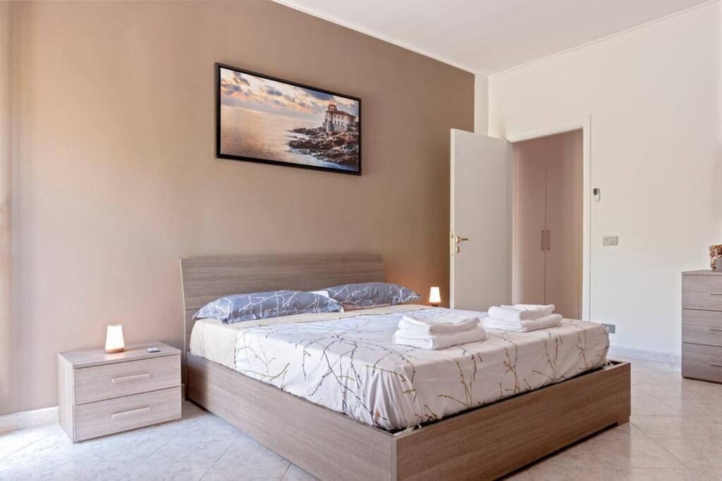 Free Parking Appartamento 5 Stelle Elegante Con Suite Livourne Extérieur photo